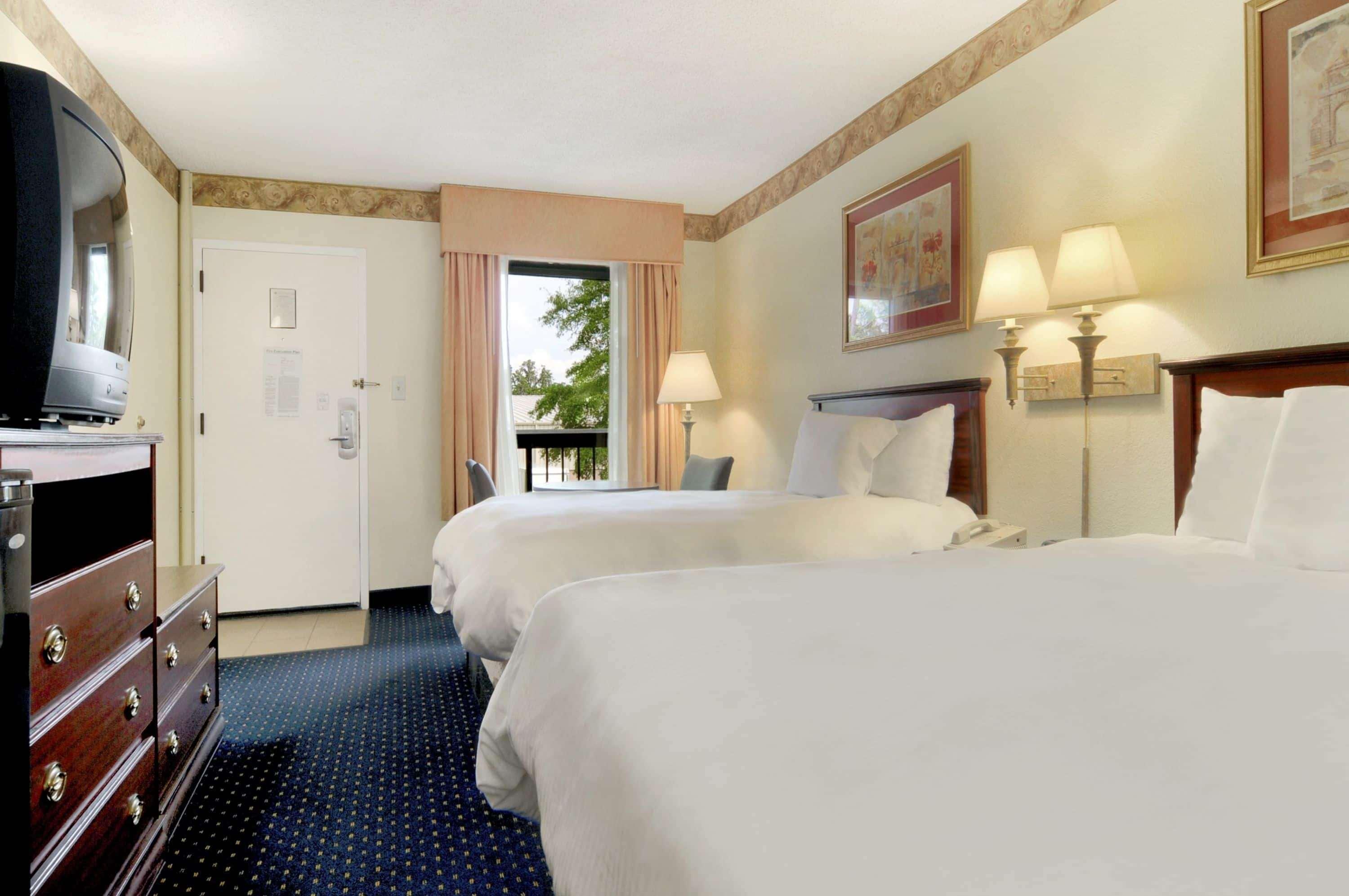 Baymont By Wyndham Tallahassee Eksteriør billede
