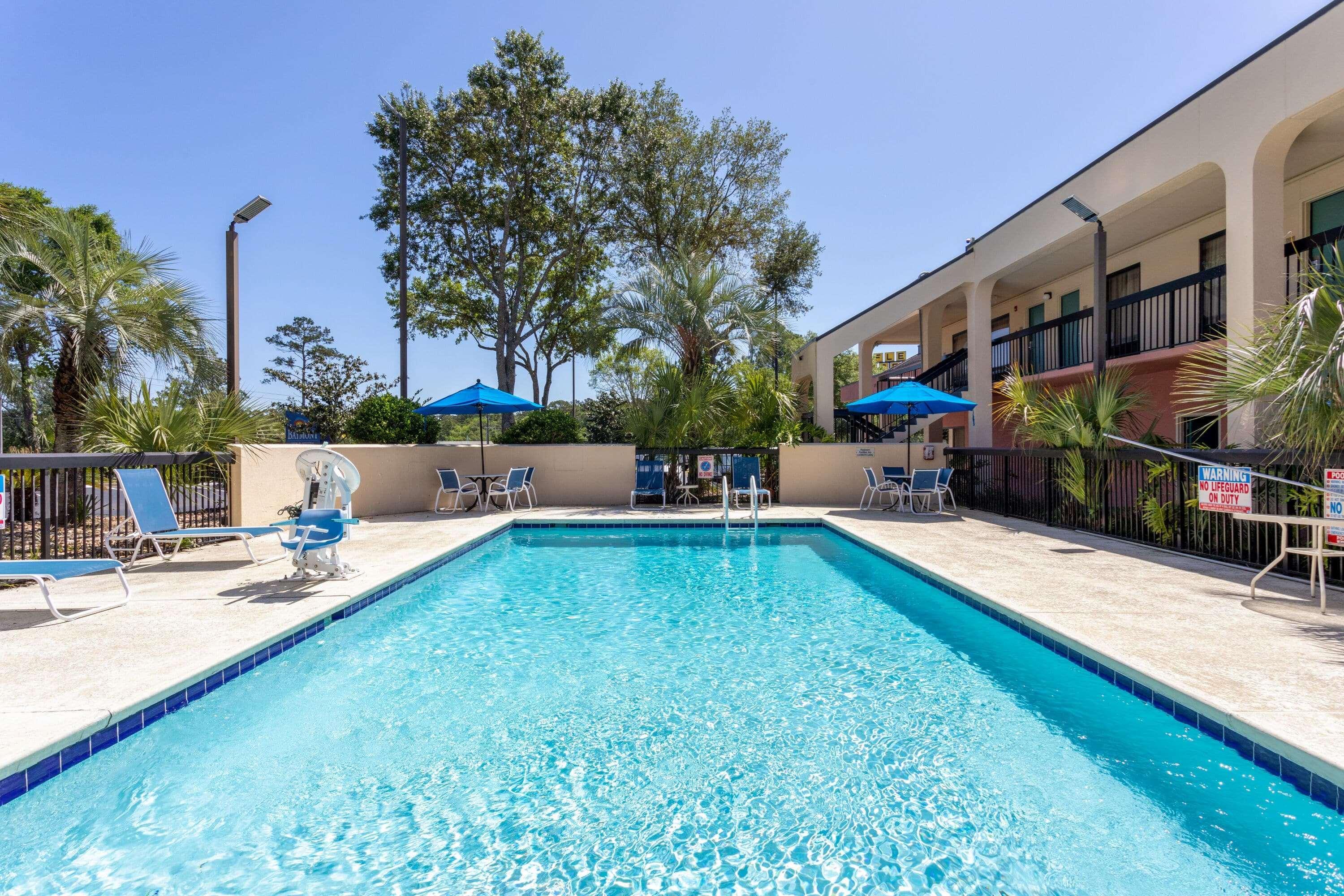 Baymont By Wyndham Tallahassee Eksteriør billede