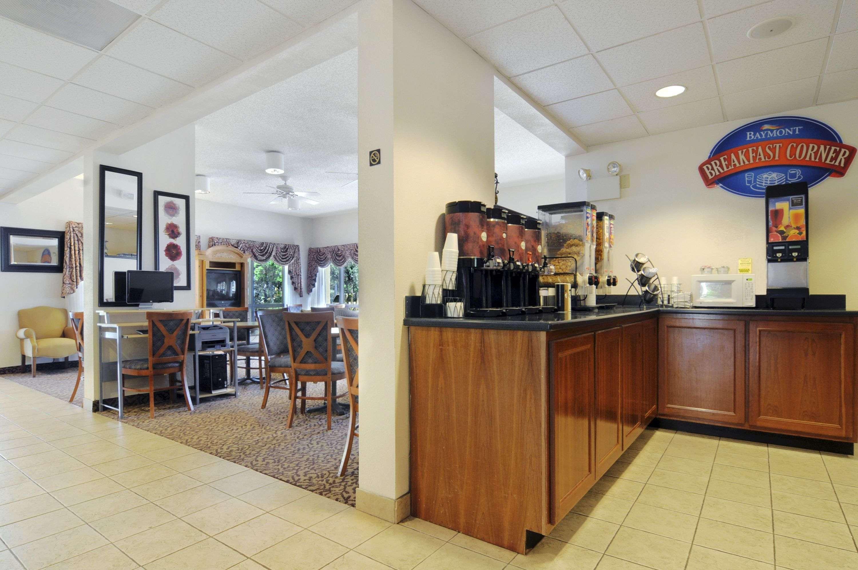 Baymont By Wyndham Tallahassee Eksteriør billede