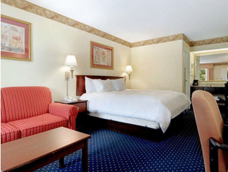 Baymont By Wyndham Tallahassee Eksteriør billede