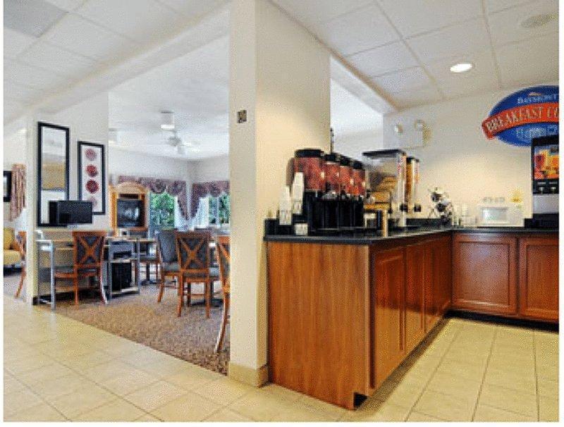 Baymont By Wyndham Tallahassee Eksteriør billede